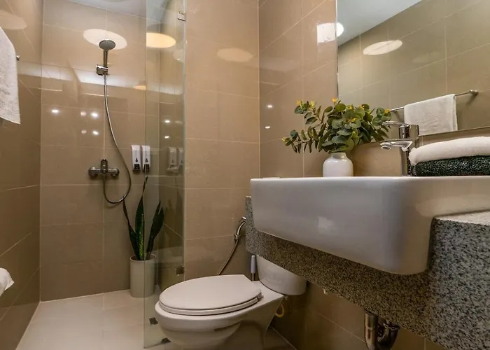 Modern 2-bedroom Bgc By Uptown Mall Manila